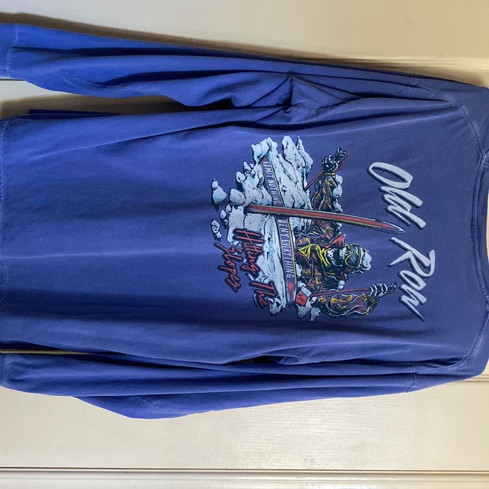 Old Row hitting the slopes long sleeve
